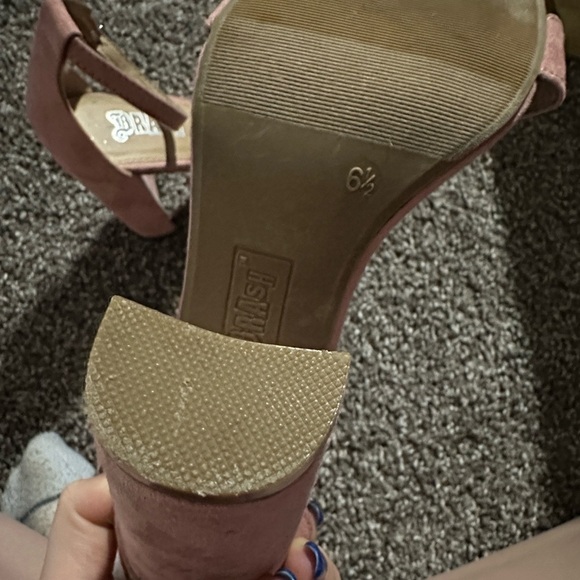 Brash Pink Suede Block Heels Size 6.5 - Picture 9 of 10